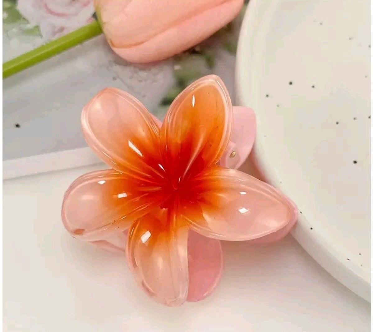 Large Blossom Glow Claw