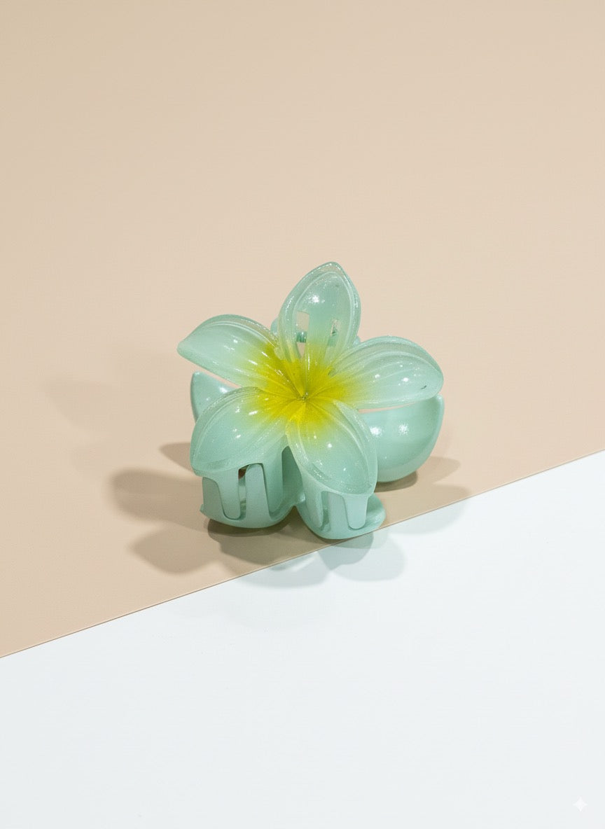 Small Blossom Glow Claw