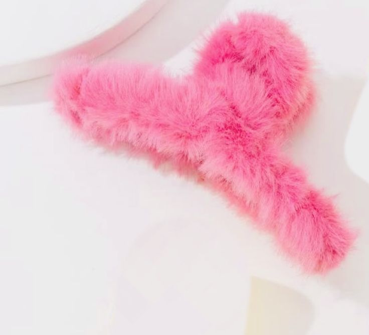 Fluffy Dream Claw