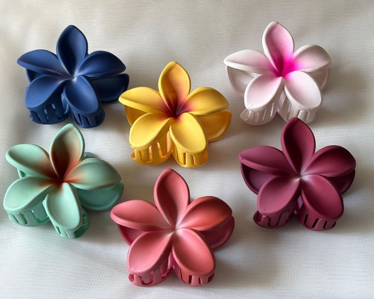Large Daisy Claw