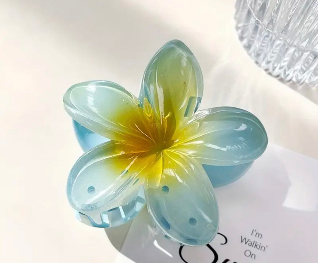 Large Blossom Glow Claw