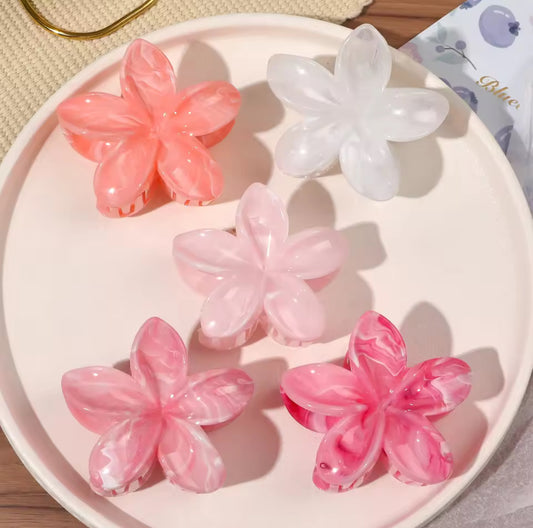 Crystal Daisy Claw